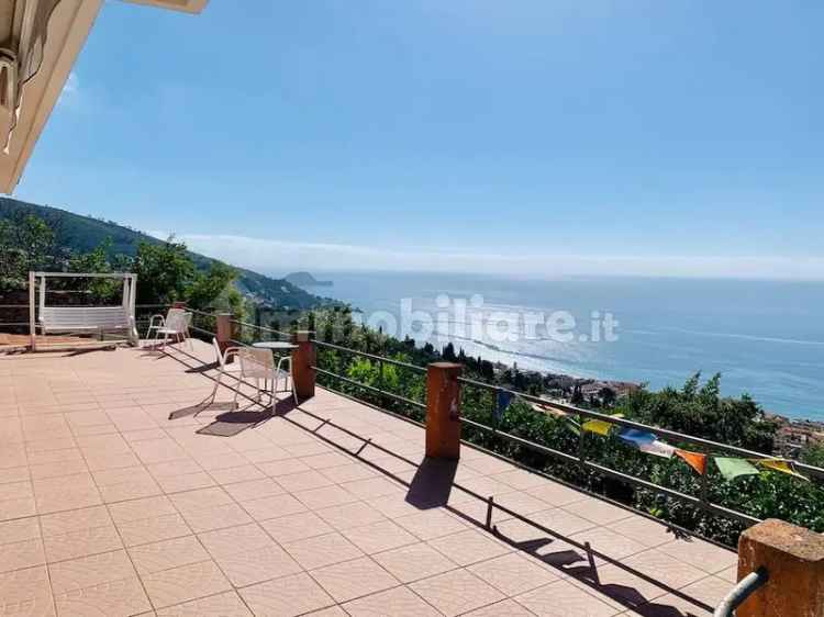 Villa unifamiliare, ottimo stato, 100 m², Collina Centrale, Parco Fuor del Vento, Alassio