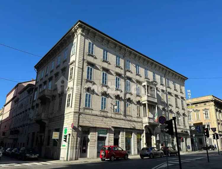 Appartamento piazza Dalmazia 1, Borgo Teresiano, Trieste