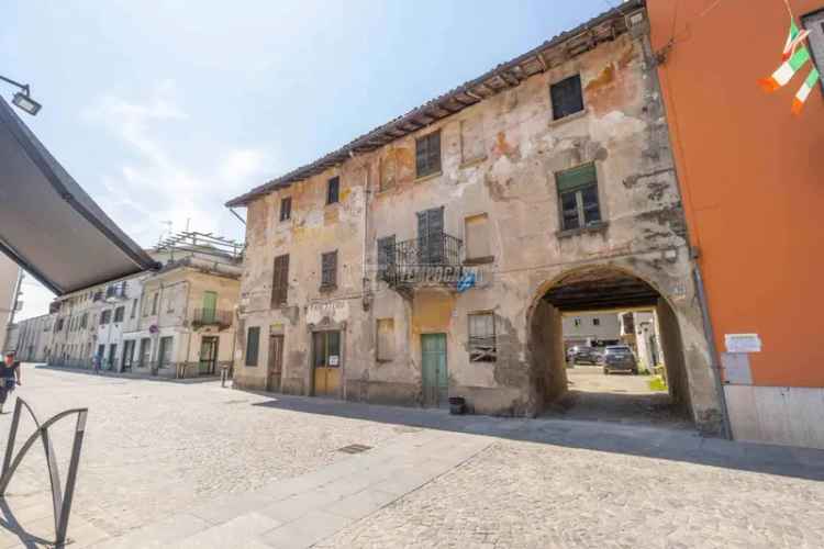 Terratetto unifamiliare via Camillo Benso Conte di Cavour, Cameri