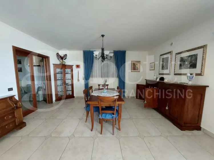 Villa singola in Via Del Semaforo, 31, Martinsicuro (TE)