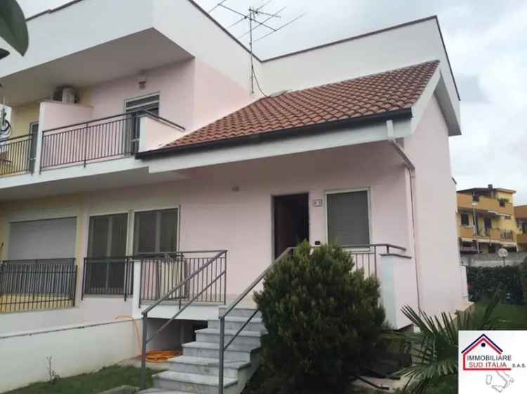 Villa in Via ripuaria, Giugliano in Campania, 5 locali, 2 bagni