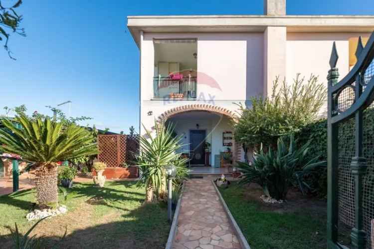 Villa a schiera in Via Serpentara, Capoterra, 4 locali, 2 bagni