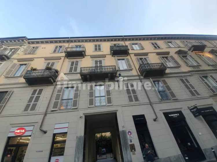 Bilocale via Fratelli Calandra 11, Via della Rocca, Torino