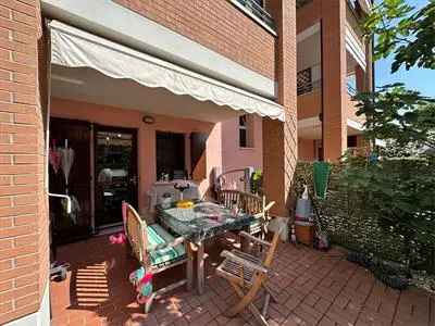 Duplex in Vendita a Fossoli Carpi 125 mq Giardino e Garage