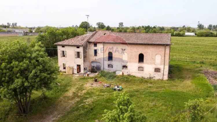 Terratetto unifamiliare via Croce Rossa, Centro, Fidenza