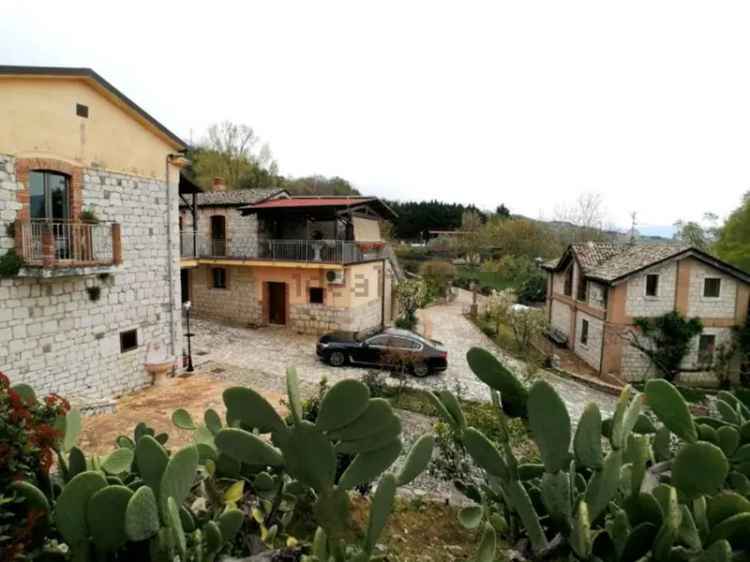 Villa unifamiliare Contrada Roseto, 1, San Vitale, Benevento