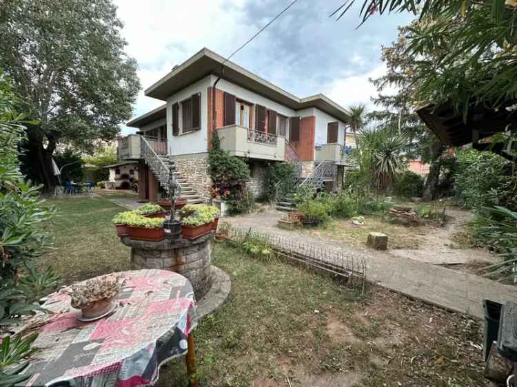 Villa unifamiliare via Siena 5, Avenza, Carrara