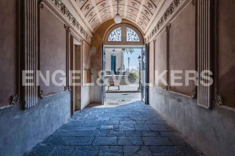 Terratetto unifamiliare piazza Madre Chiesa, Centro, Piedimonte Etneo