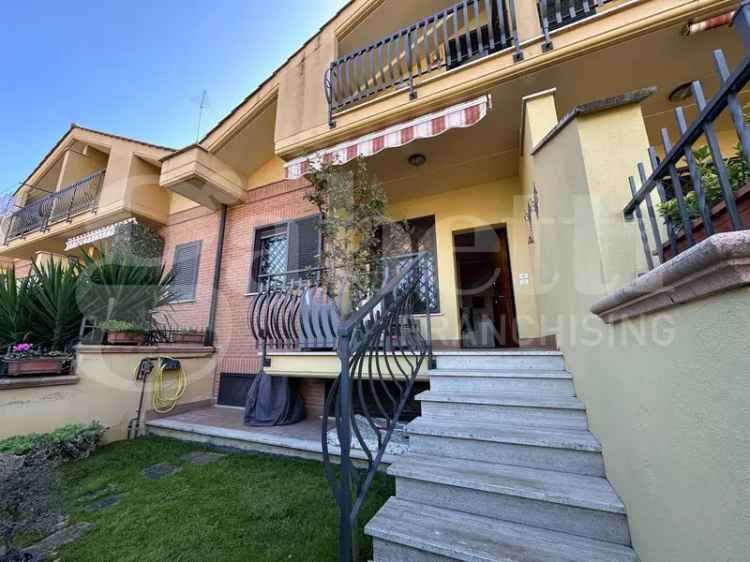 Villa a schiera in Via Lentella , 9, Roma (RM)