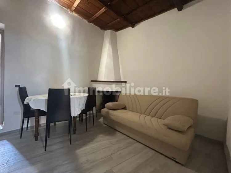 Villa a schiera 3 locali, ottimo stato, Uta