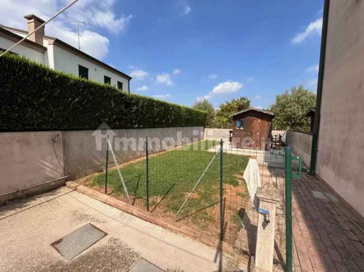 Villa a schiera 3 locali, buono stato, Centro, San Martino di Venezze