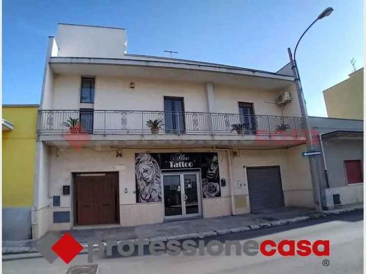 Casa Indipendente in vendita  a Taranto