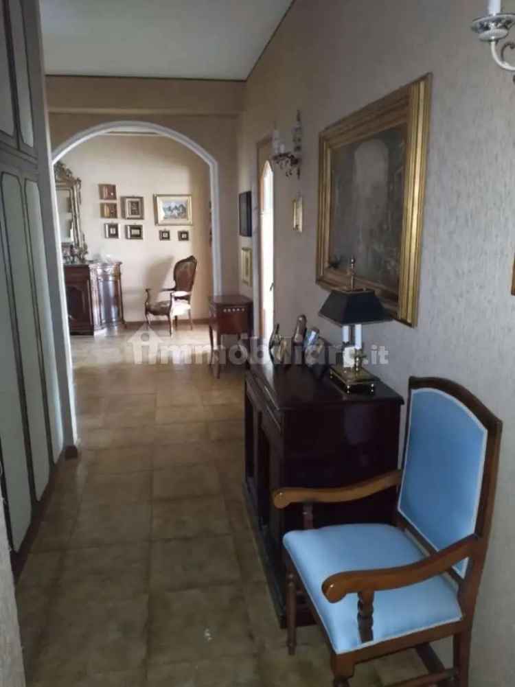 Appartamento piazza Vittorio Emanuele 54, Bisceglie