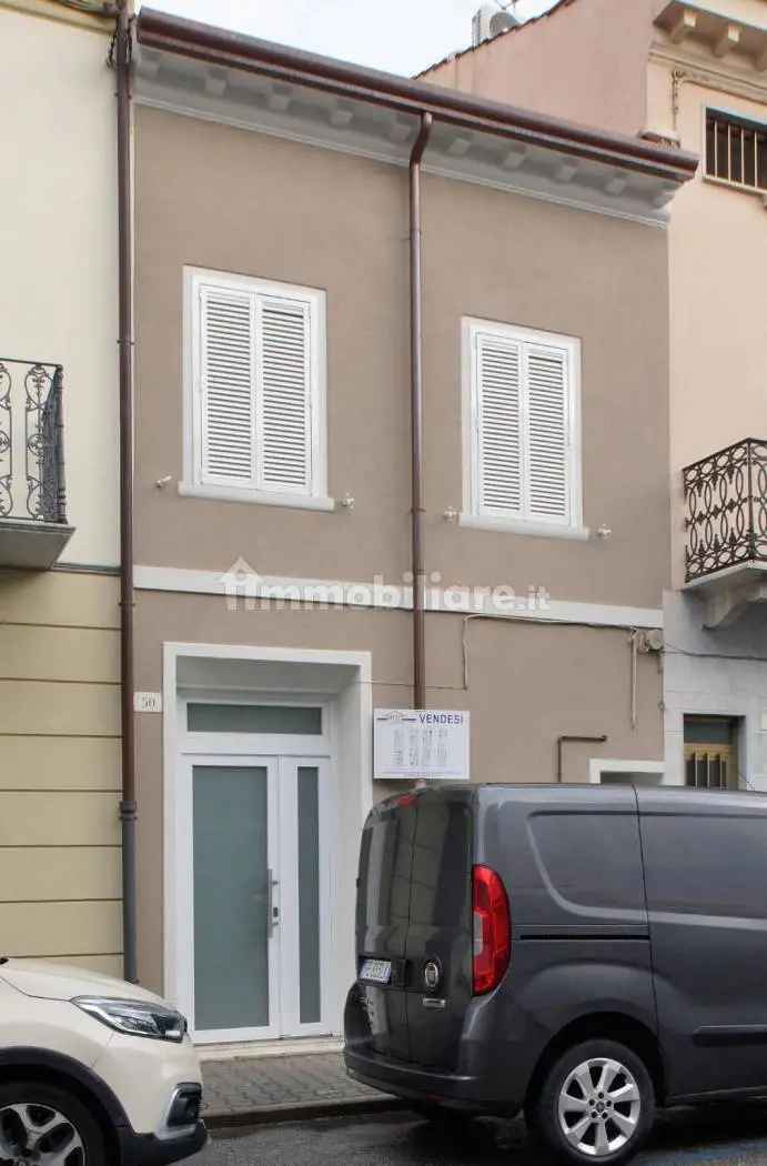 Villa unifamiliare, ottimo stato, 110 m², Centro, Viareggio