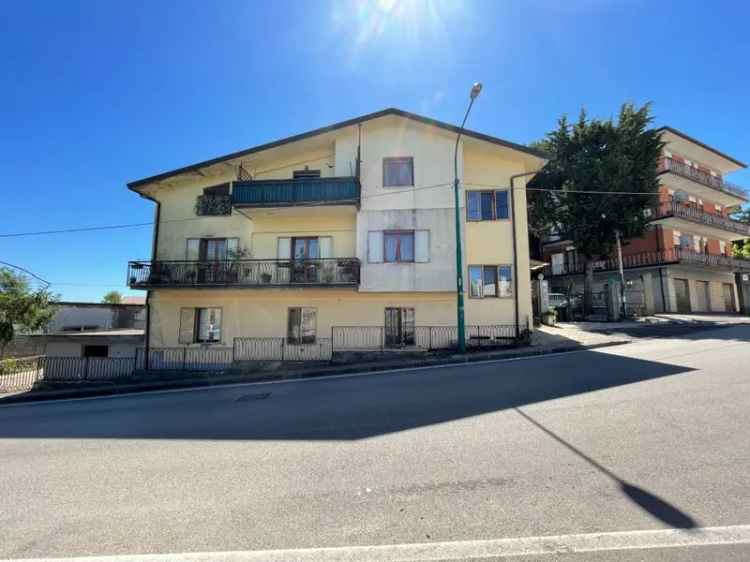 Appartamento in Via giacomo matteotti, Ariano Irpino, 6 locali, 140 m²