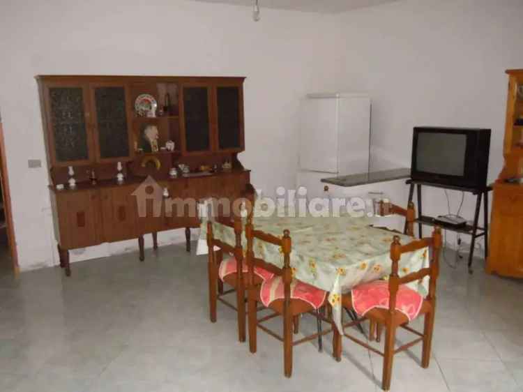 Oschiri Casa Indipendente Trilivelli 318 mq Rif 346112