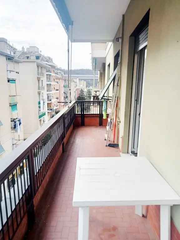 Appartamento in VIA DANEO, Genova, 5 locali, 1 bagno, 90 m², 5° piano