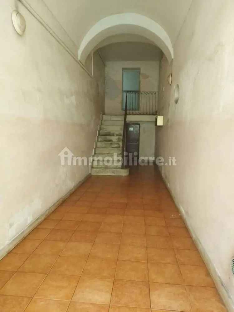 Bilocale via Anfiteatro 220, Borgo, Taranto