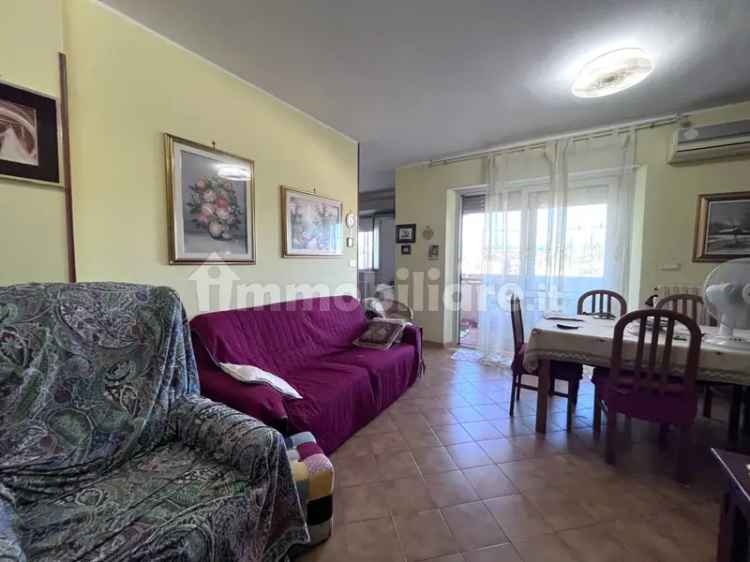 Quadrilocale viale Isonzo 222/D, Fortuna - Corvo, Catanzaro