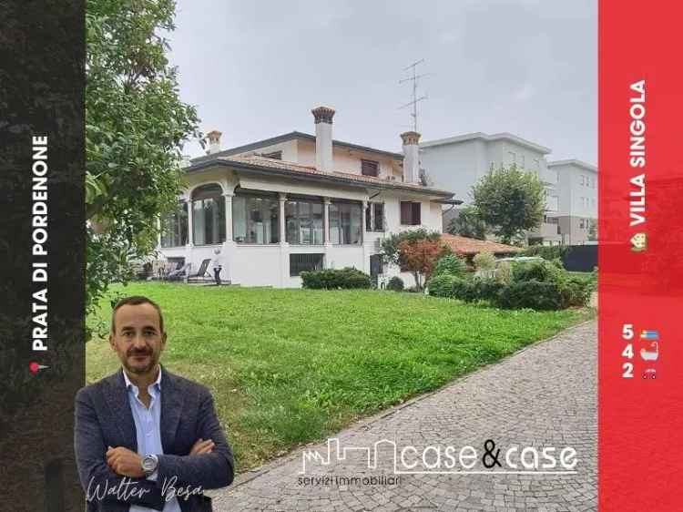 Villa unifamiliare via Opitergina, 72, Centro, Prata di Pordenone