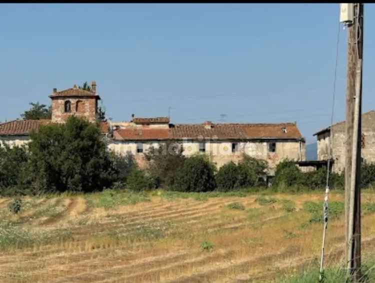 Casa colonica via del leone, Castelnuovo, Prato