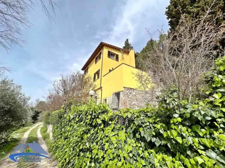 Villa in Strada fontana della mandorla 110 / c, Terni, 10 locali