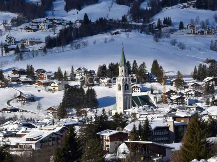 Attico ottimo stato, 300 m², Cortina d'Ampezzo