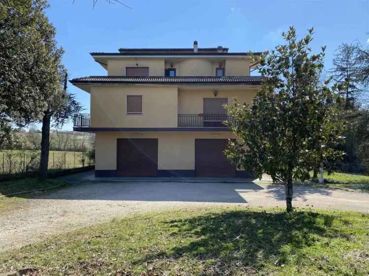 Appartamento in Via Sodine 37, Frosinone, 6 locali, 2 bagni, 88 m²