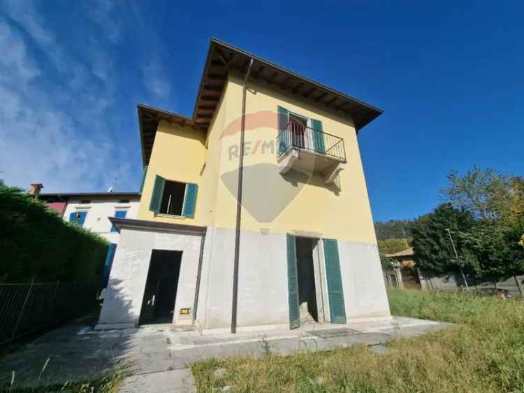 Villa in Viale Pasinetti, Trescore Balneario, 5 locali, 3 bagni