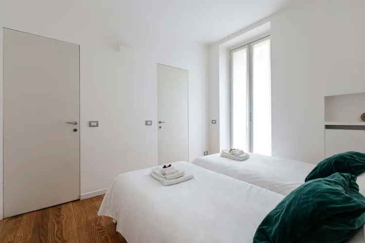 Navigli Ticinese bright apartment