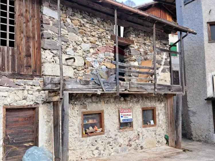 Rustico in vendita a Canal San Bovo, Caoria