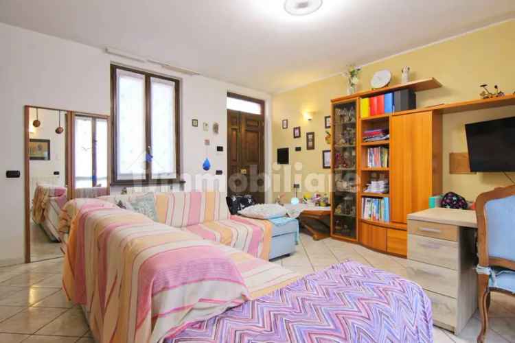 Villa a schiera via Adige 18/B, Cermenate