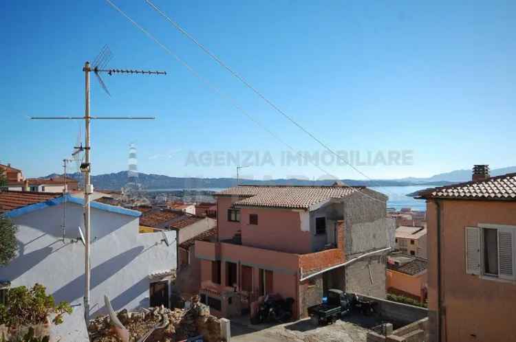 Quadrilocale via del Lentischio, 14, La Maddalena