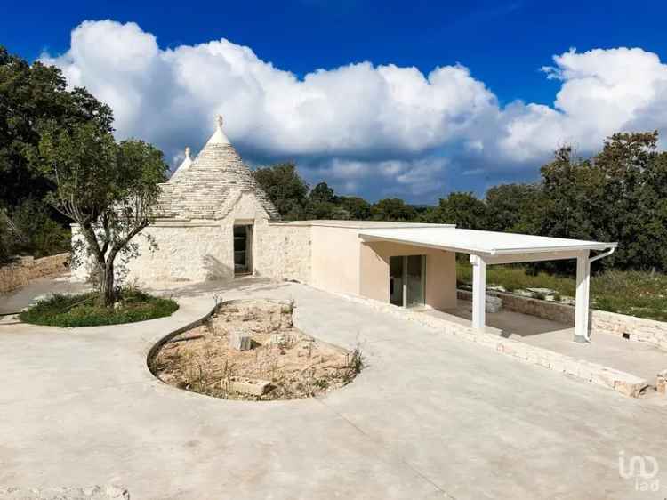 Vendita trullo 3 locali di 100 m² in Cisternino (72014) - 130052 - iad