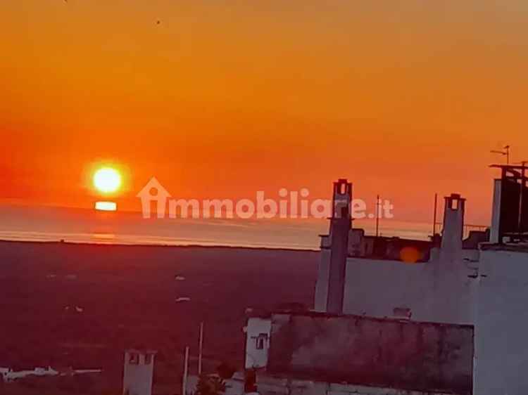 Trilocale via Francesco Capriglia, Centro Storico, Ostuni