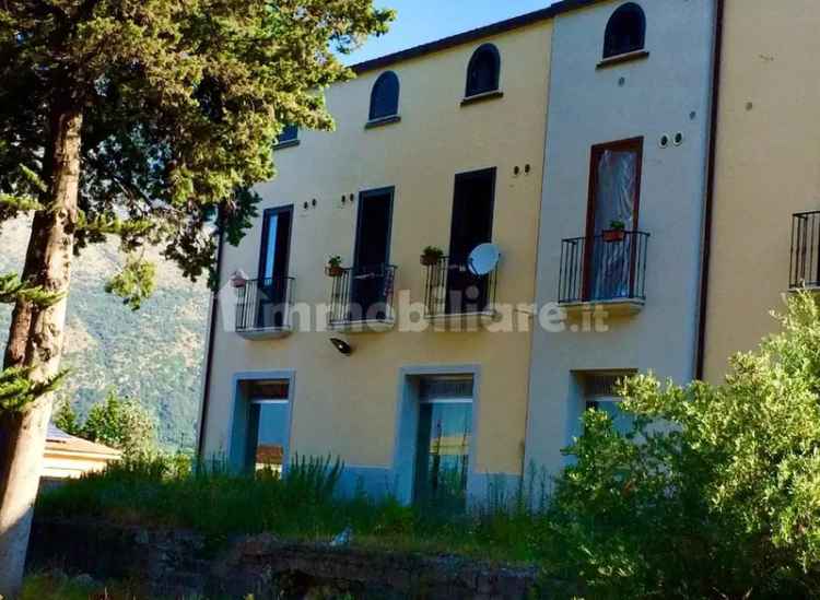 Trilocale piazza Europa, Centro, Maratea