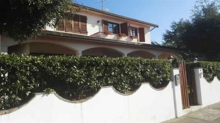 Villa in Via Serragrande, Rosignano Marittimo, 12 locali, 3 bagni