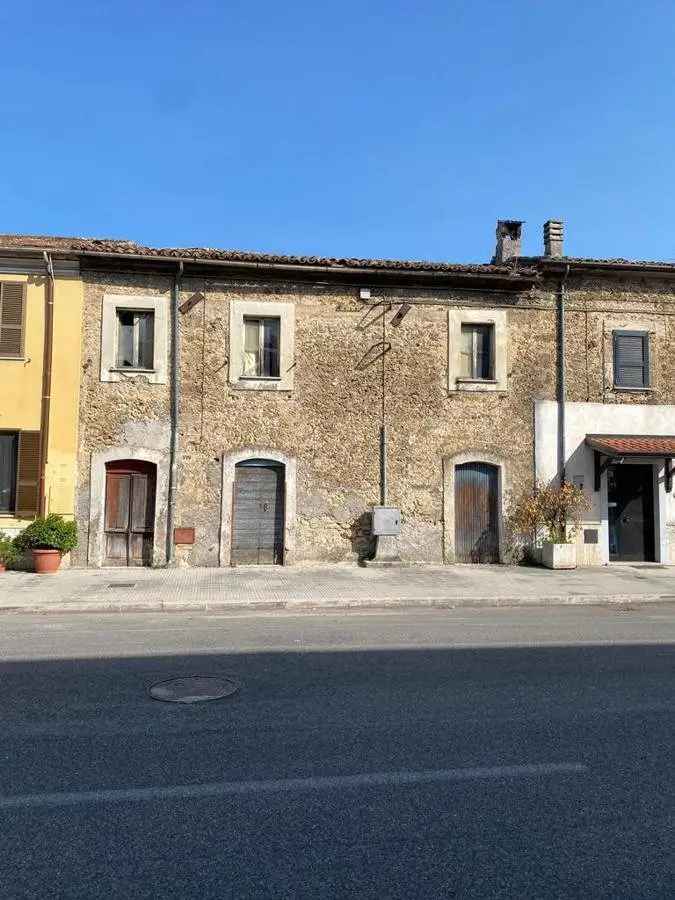 Appartamento in Viale Garibaldi, 6, Isola del Liri (FR)