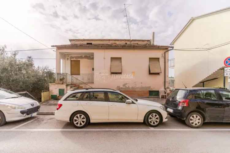 Terratetto unifamiliare viale della Repubblica, Civitanova Alta, Civitanova Marche