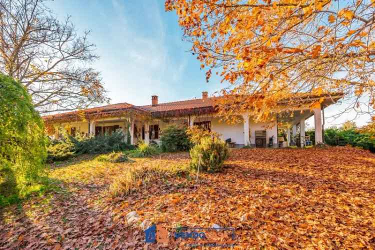 Villa unifamiliare via Salmour, Fossano