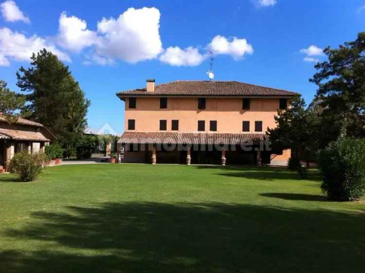 Villa unifamiliare via Carlo Pisacane 6, Cento Paese, Cento