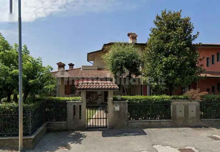 Villa all'asta via dei Marmi 9, Nuvolera