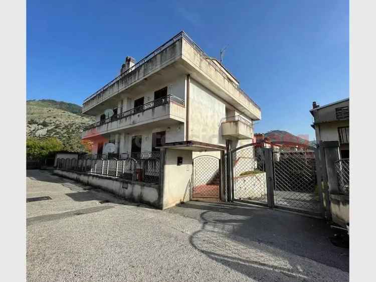 Casa Indipendente in vendita  a Castel San Giorgio