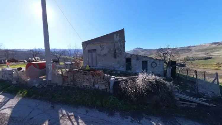 Rustico, da ristrutturare, 600 m², Montenero di Bisaccia