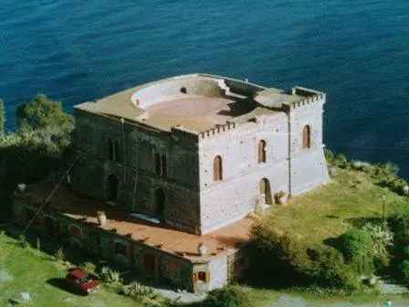 Villa bifamiliare via Addolorata 116, Capo Milazzo, Milazzo