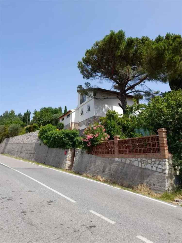 Villa unifamiliare via del marmigliaio, 10, Le Case II, Collesalvetti