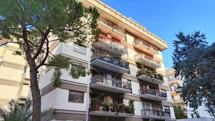 Appartamento in Via Della Resistenza, Bari, 5 locali, 3 bagni, 160 m²