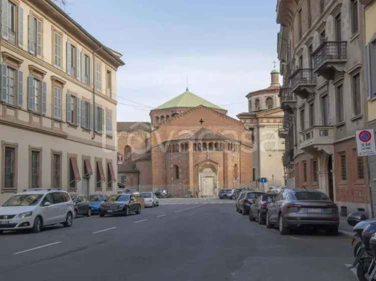 Appartamento in affitto a Milano via Pantano,8