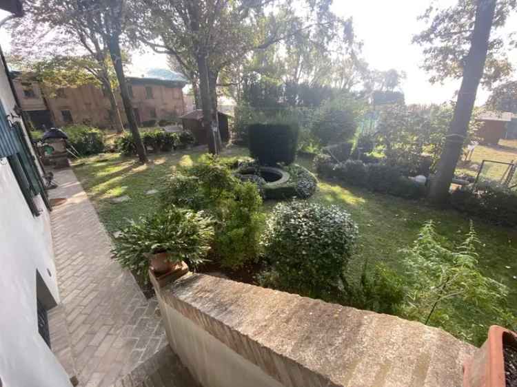 Villa in Via Primo Maggio, San Felice sul Panaro, 13 locali, 4 bagni