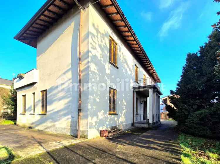 Villa bifamiliare via Montello 28, Bovisio-Masciago